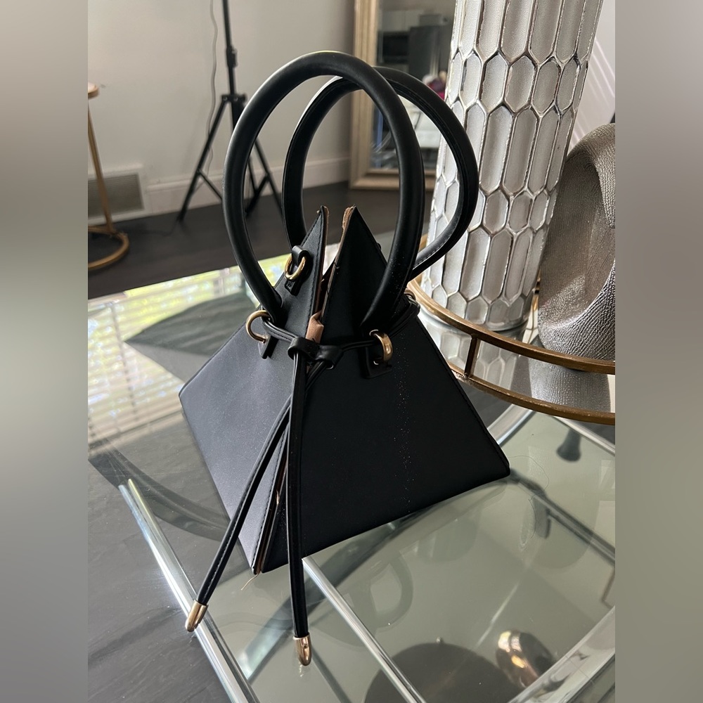 Pyramid Top Handle Bag
